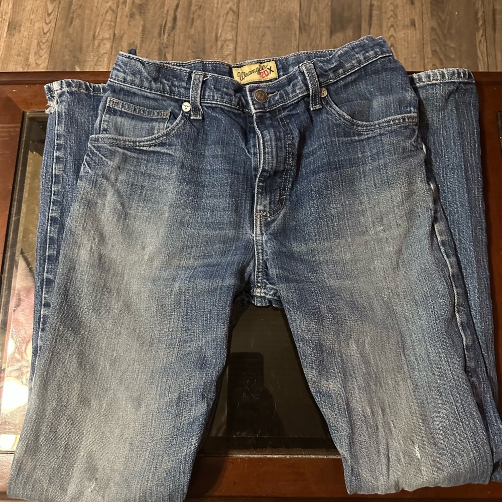 Wrangler Relaxed Fit Blue Jeans